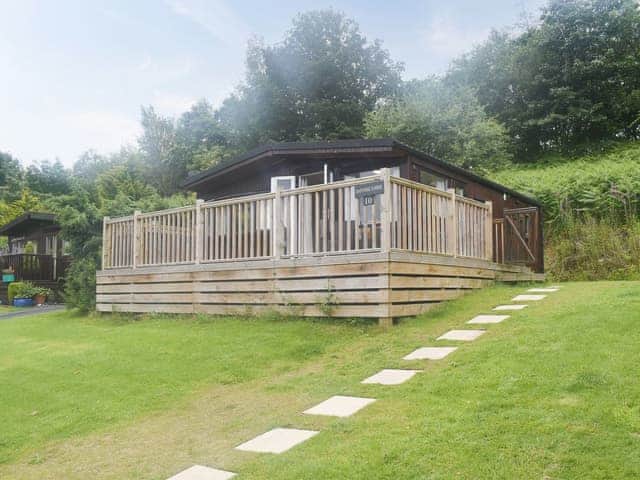 Exterior | Daffodil Lodge - Caer Beris Lodges, Builth Wells