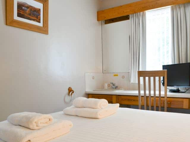 Typical Double bedroom | Quaysiders Club Ap, Ambleside