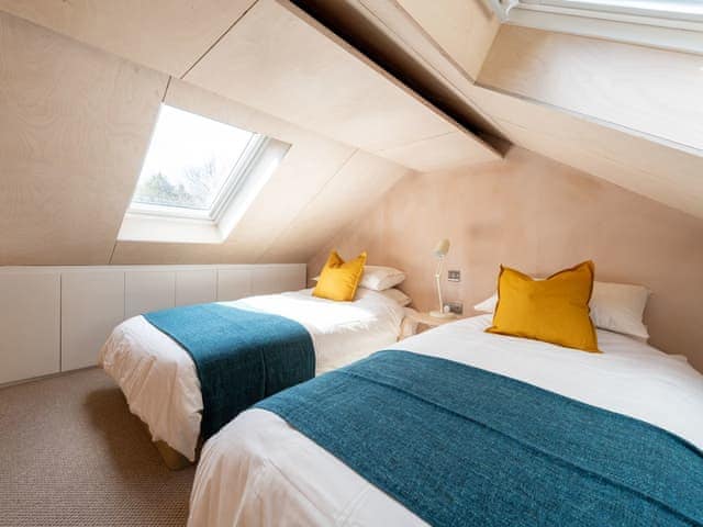 Twin bedroom | The Old Piggery, Stowting