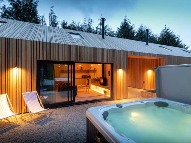 Hot tub | The Old Piggery, Stowting