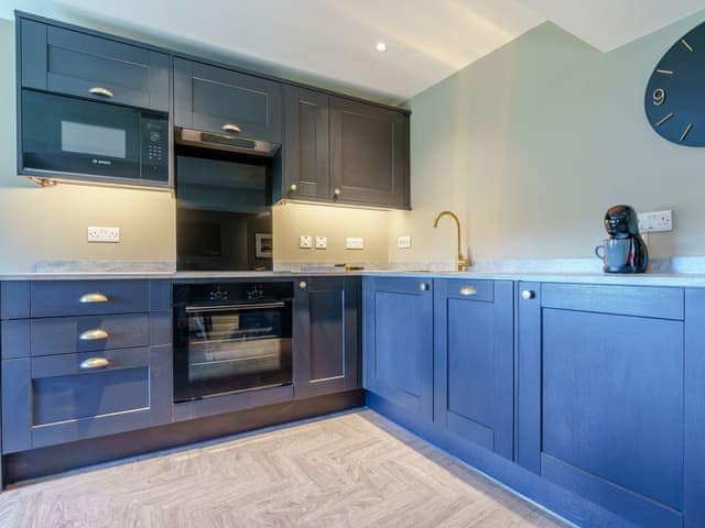 Kitchen | Frenchgate Mews, Richmond