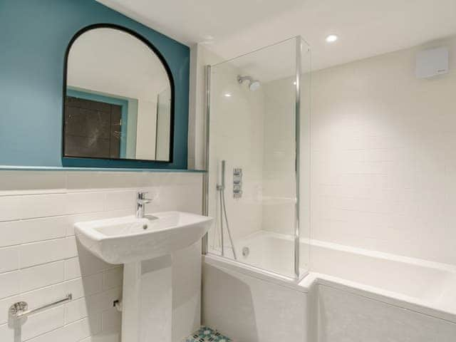 En-suite | Frenchgate Mews, Richmond