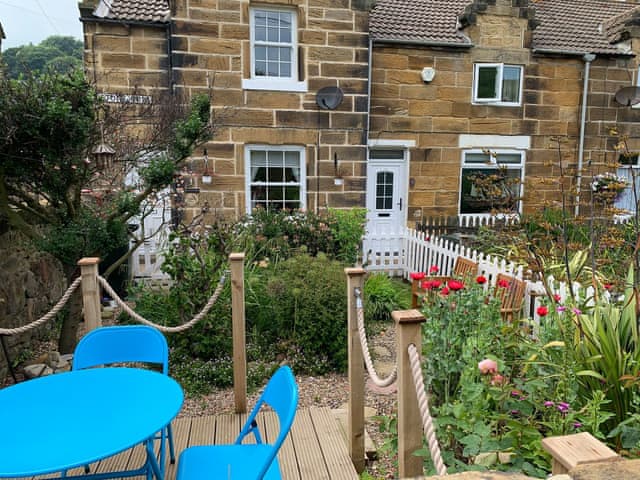 Exterior | Quaker’s Cottage, Skinningrove, near Saltburn-by-the-Sea