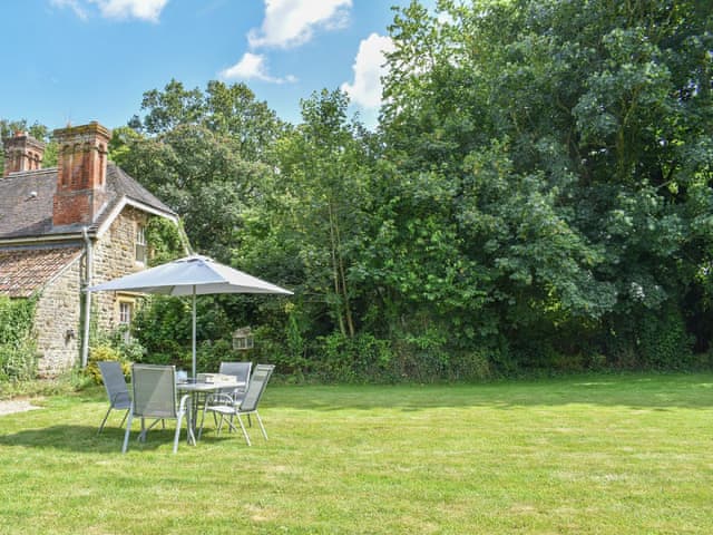 Garden | Buckshaw Gate, Holwell