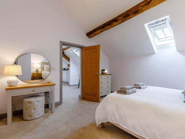 Double bedroom | The Hayloft - Yocking Gate Holiday Accomodation, Whitchurch