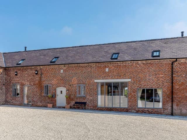 Exterior | The Hayloft - Yocking Gate Holiday Accomodation, Whitchurch