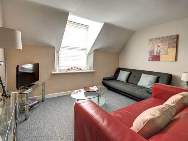 Living room | Walkers Court - Walkers Court Group, Cirencester, The Cotswolds