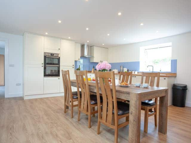 Dining Area | Kingfisher Lodge - Ponsford Ponds, Knowle, near Cullompton