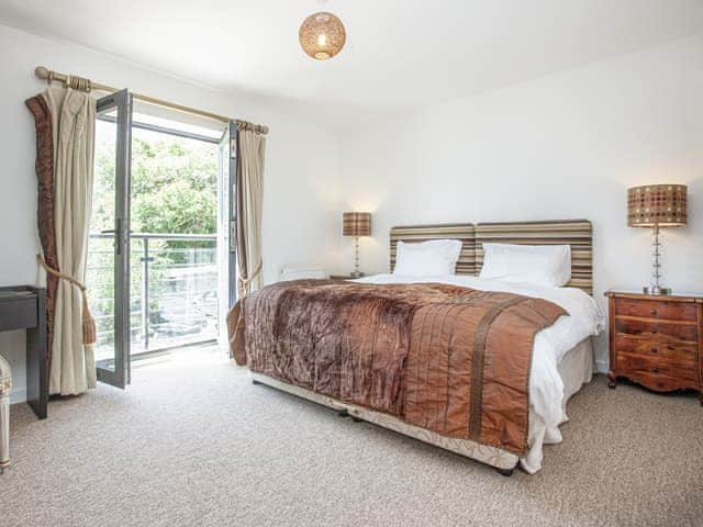 Double bedroom | 4 Waterwheel Apartment, Charlestown