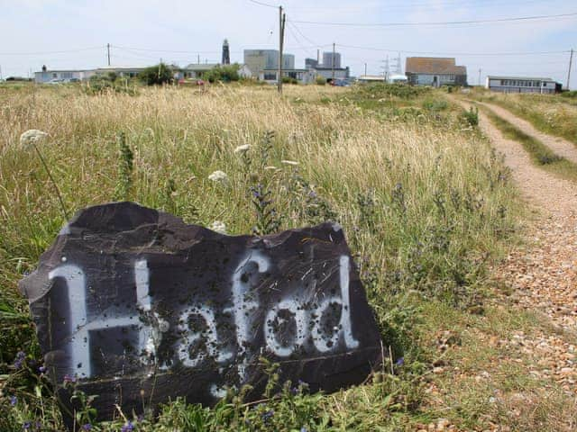 Setting | Hafod Station, Dungeness