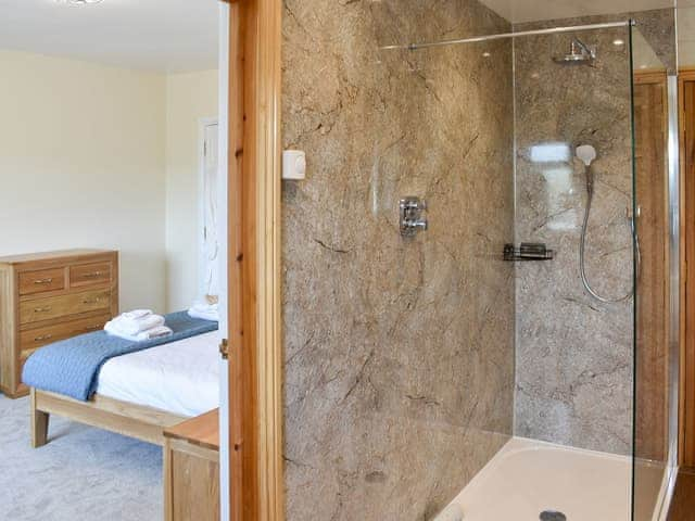 En-suite | Country Lodge, Little Musgrave near Kirkby Stephen