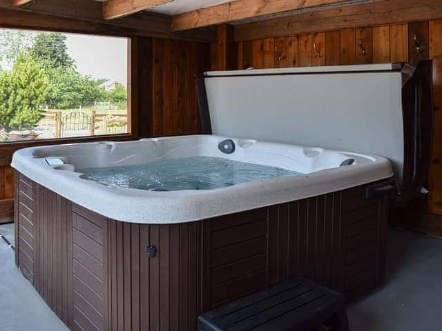 Hot tub | Country Lodge, Little Musgrave near Kirkby Stephen