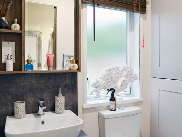 En-suite | The Lodge, Bridlington