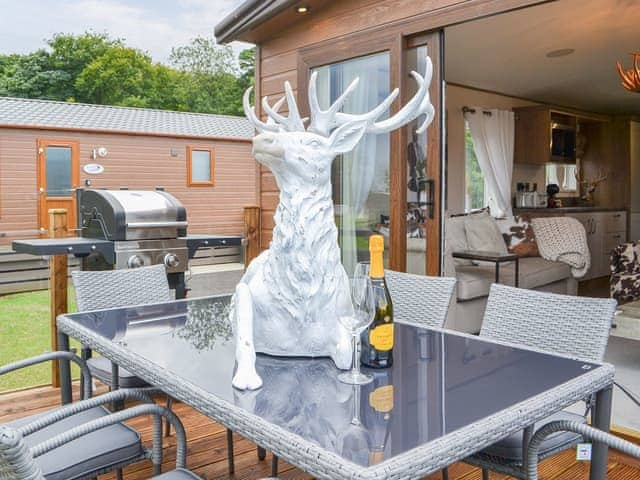 Outdoor eating area | The Lodge, Bridlington