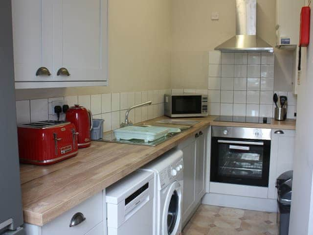 Kitchen | Doorbell Cottage - The Bell Hotel Cottages, Burgh le Marsh, near Skegness