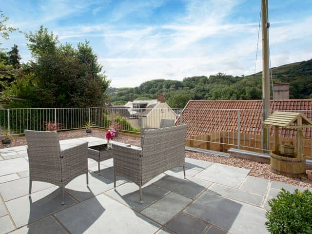 Sitting-out-area | Silver Vale, Combe Martin