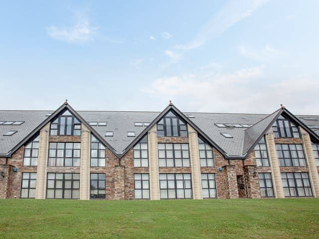 Exterior | Pochin House Apartment 9, St Austell