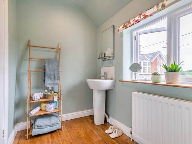 Shower room | Hillside Cottage, Audlem, near Nantwich