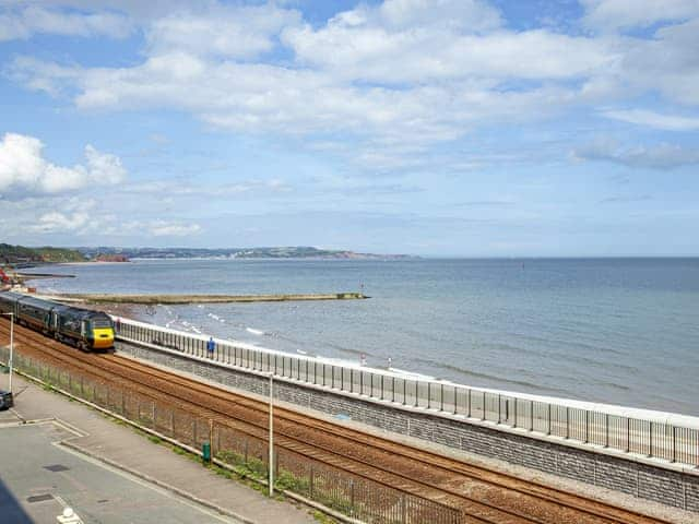 View | WavesGreat Cliff, Dawlish