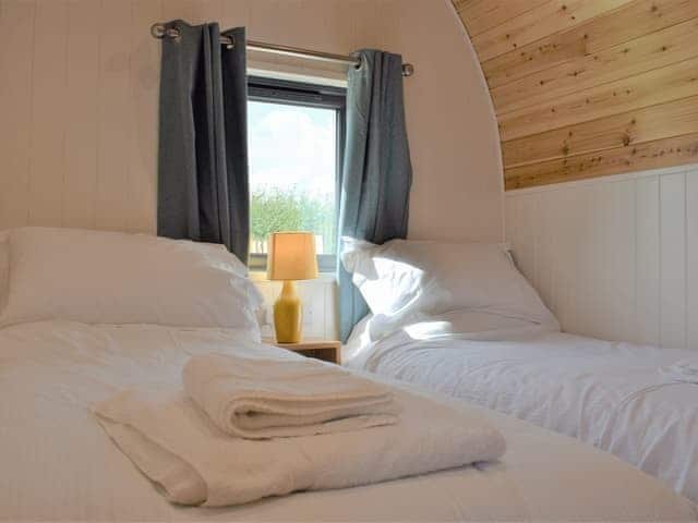 Twin bedroom | The Den - Tynely Farm, Tynely, near Embleton