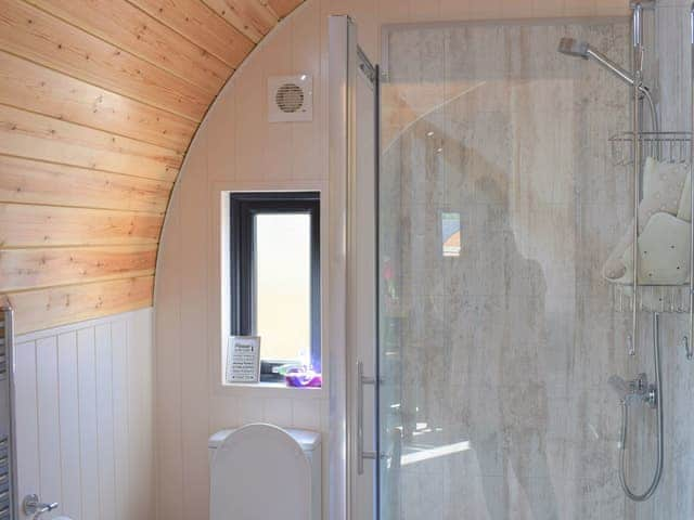 Shower room | The Den - Tynely Farm, Tynely, near Embleton