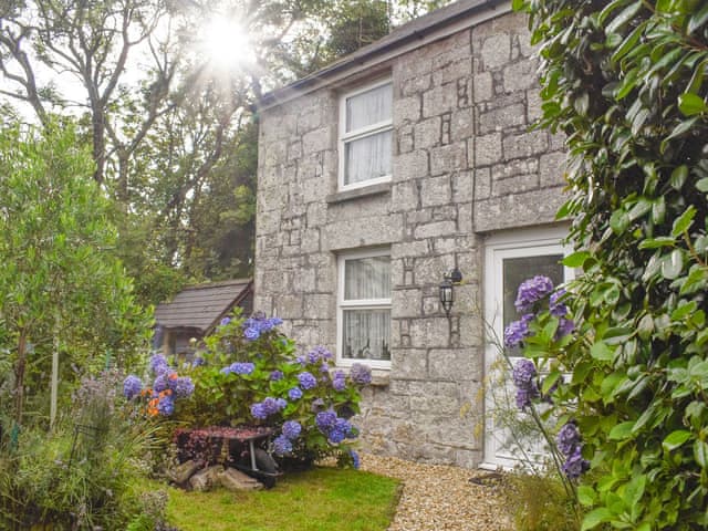 Exterior | Cobblers Cottage, St Austell