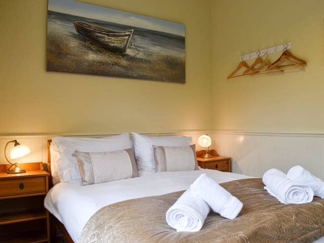 Double bedroom | Ewden Cottage, Robin Hood&rsquo;s Bay