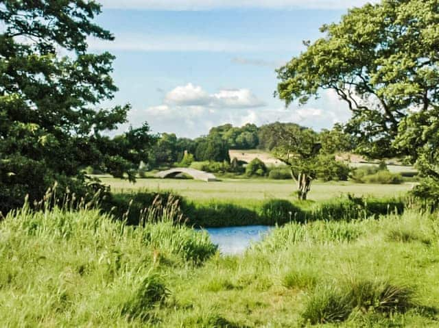 House on the Brooks, Pulborough