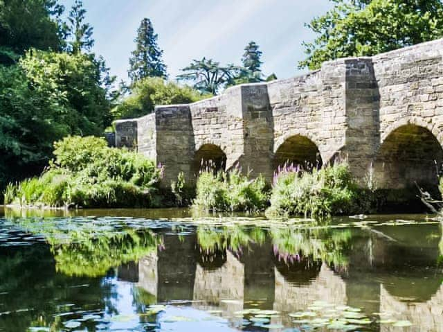 House on the Brooks, Pulborough