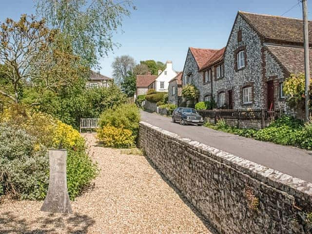 The Swimming Pool Retreat, Fontwell