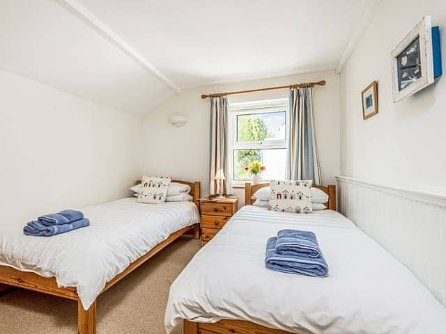 Twin room | Pengerein, Portscatho