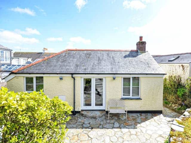Sail Loft (Marine Parade), St Mawes