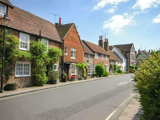 Middle House, Steyning