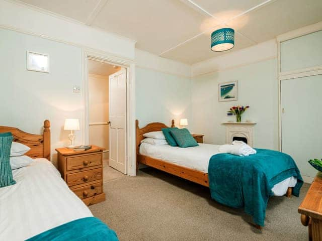 Twin room | Sunrise, Portscatho