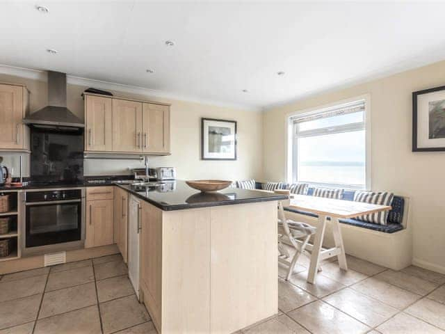 Kitchen breakfast area | The Sea House, Portscatho