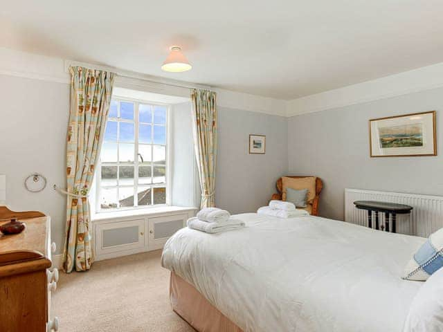 Front double bedroom with seaview | Pennygillam, St Mawes