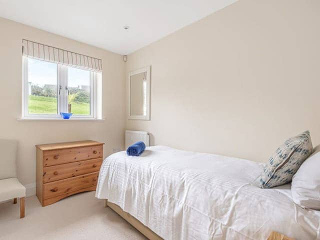 Single Bedroom on the ground floor | Highlands, St Mawes