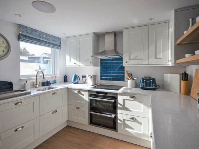 Modern Kitchen | Fuchsia Cottage, St Mawes