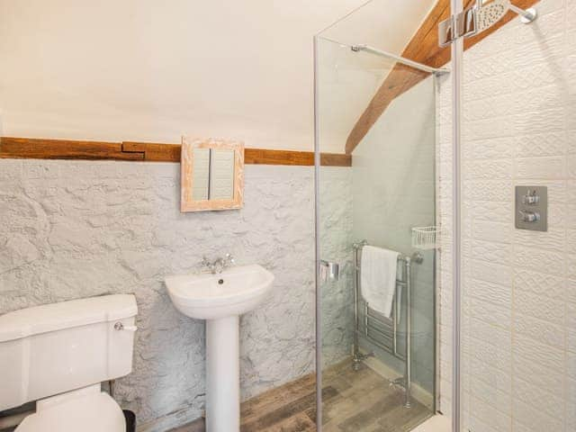 Shower room | Shewte Farm, Bovey Tracey