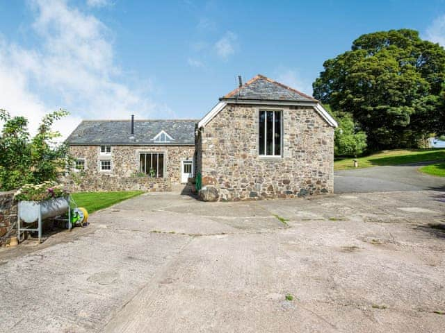 Exterior | Shewte Farm, Bovey Tracey