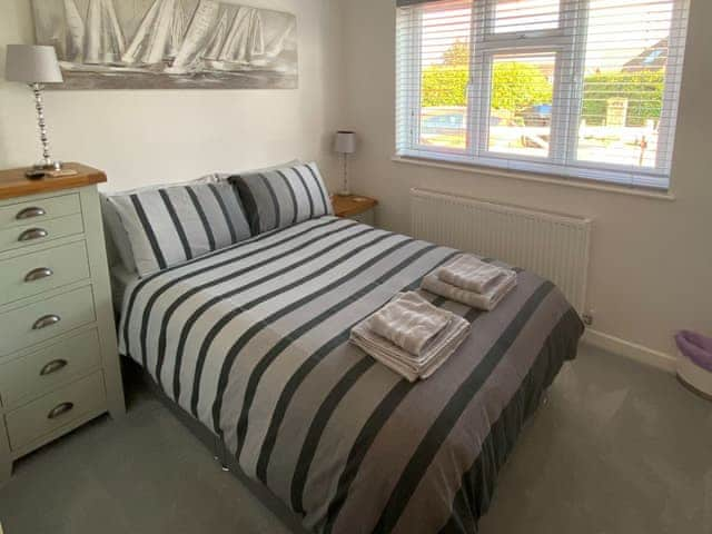 Double bedroom | Rainbows End, St. Lawrence, near Burnham-on-Crouch