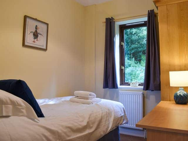 Single bedroom | Quackers, Whitby