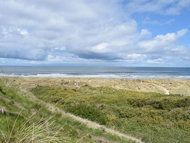 Surrounding area | Well House - Bamburgh, Belford