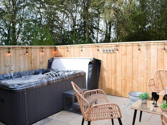 Hot tub | Aintree Lodge, Swarland