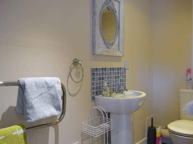 Bathroom | The Coach House, Portway