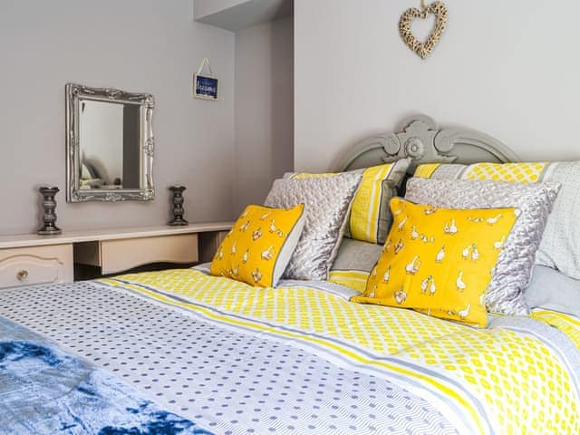 Double bedroom | Lowey&rsquo;s Harbour Cottage, Bridlington