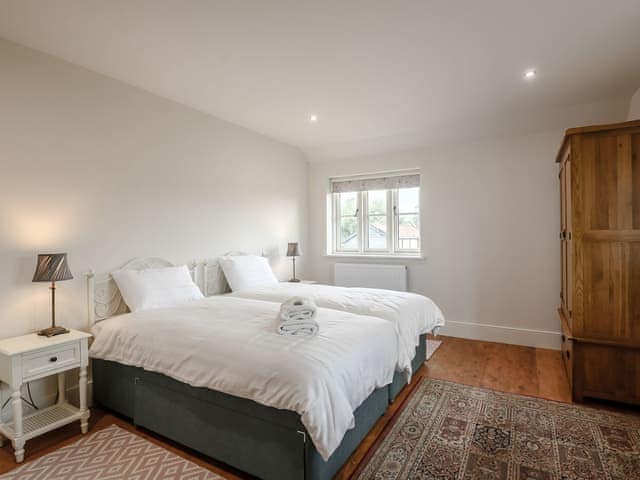 Twin bedroom | The Farmhouse, Tivetshall St. Margaret, Norwich