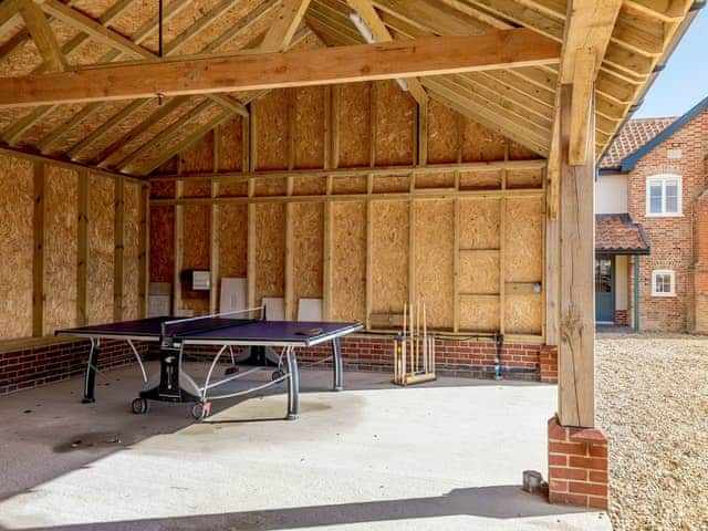 Outdoor table tennis enclosure | The Farmhouse, Tivetshall St. Margaret, Norwich