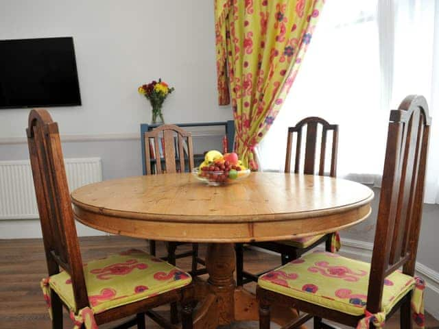 Dining Area | Hamilton Apartment, Cheltenham