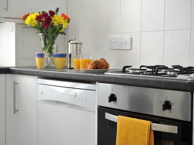 Kitchen | Hamilton Apartment, Cheltenham